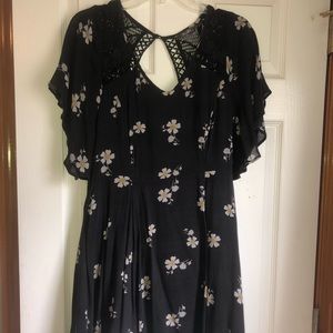 Fit and flare sleeved dress